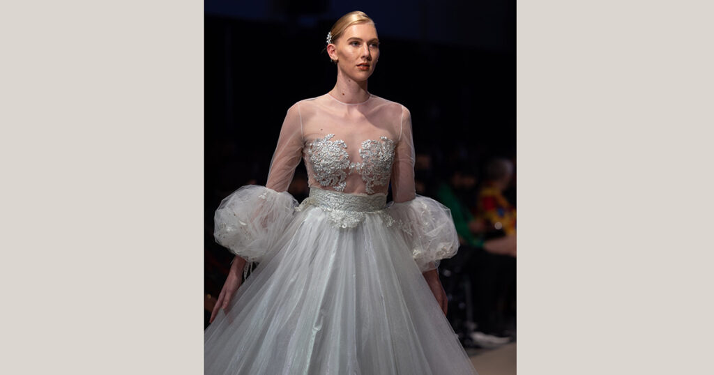 CLASSIC WEDDING DRESSES IDEAS